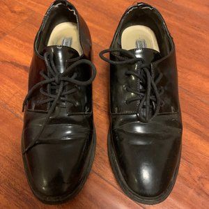 Well worn Coliac like women lofter shoe